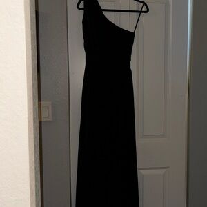 Elegant Black Sleeveless Dress
